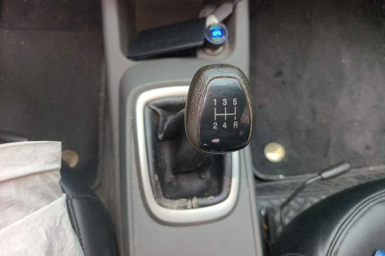 Used Chevrolet Sail 2015 Sail 3 1.5L Manual with Ideal Sunroof Edition Gear Lever