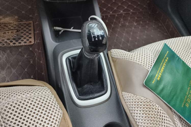 Used Chevrolet Sail 2015 Sail 3 1.3L Manual Ideal Edition Gear Lever