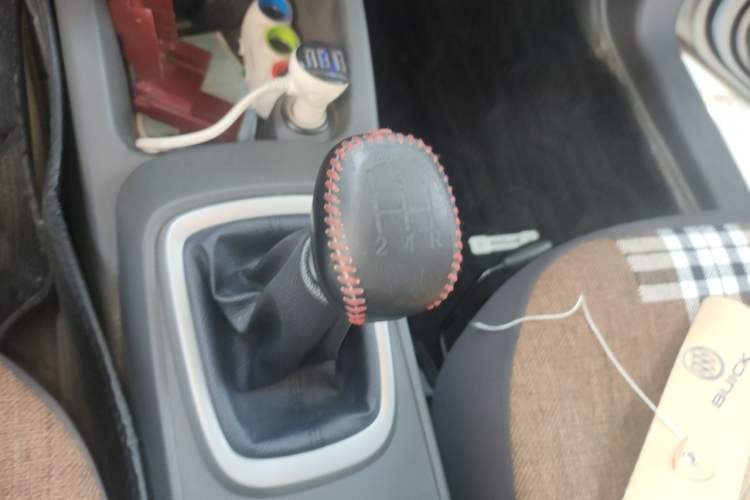Used Chevrolet Sail 2015 Sail 3 1.3L Manual Ideal Edition Gear Lever