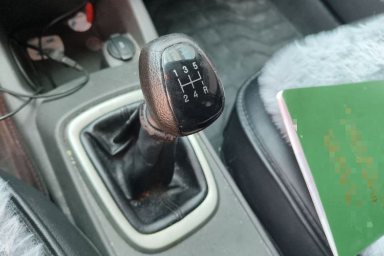 Used Chevrolet Sail 2015 Sail 3 1.3L Manual with Ideal Sunroof Edition Gear Lever