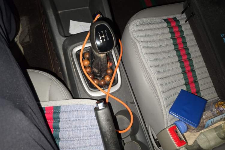 Used Chevrolet Sail 2015 Sail 3 1.3L Manual Ideal Edition Gear Lever
