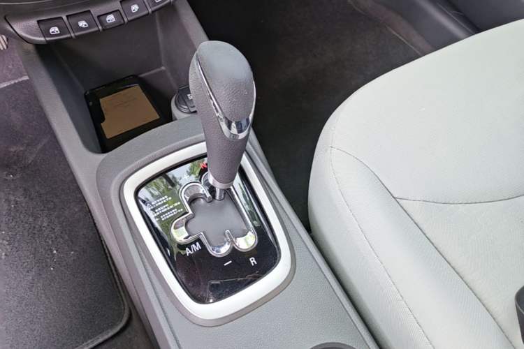 Used Chevrolet Sail 2015 Sail 3 1.3L AMT Ideal Edition Gear Lever