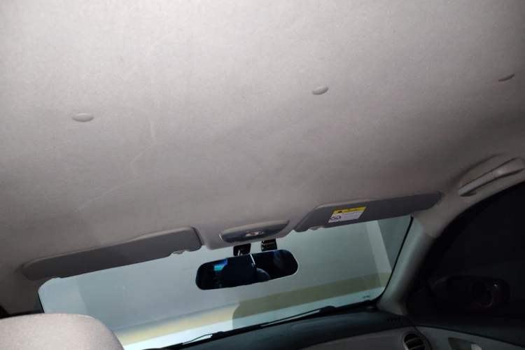 Used Chevrolet Sail 2015 Sail 3 1.3L AMT Ideal Edition Headliner