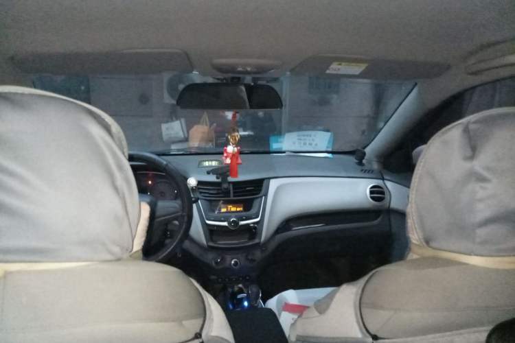 Used Chevrolet Sail 2015 Sail 3 1.3L AMT Ideal Edition Headliner