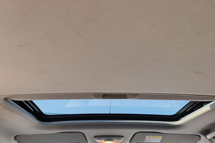 Used Chevrolet Sail 2015 Sail 3 1.5L Manual with Ideal Sunroof Edition Headliner
