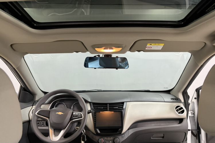 Used Chevrolet Sail 2015 Sail 3 1.5L AMT Happiness Sunroof Edition Headliner