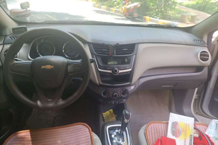 Used Chevrolet Sail 2015 Sail 3 1.3L AMT Ideal Edition Headliner