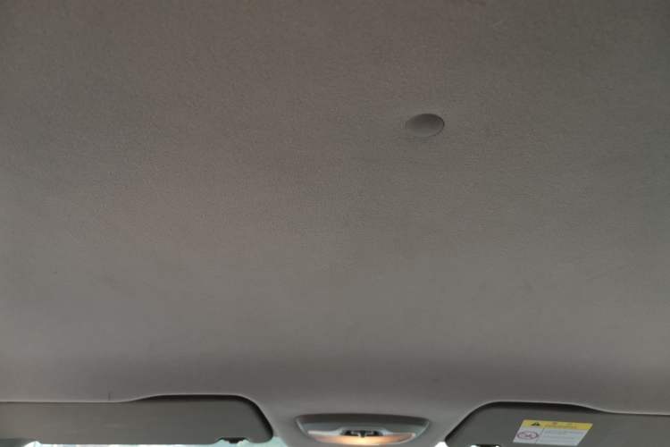 Used Chevrolet Sail 2015 Sail 3 1.3L AMT Ideal Edition Headliner