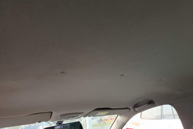 Used Chevrolet Sail 2015 Sail 3 1.3L AMT Ideal Edition Headliner