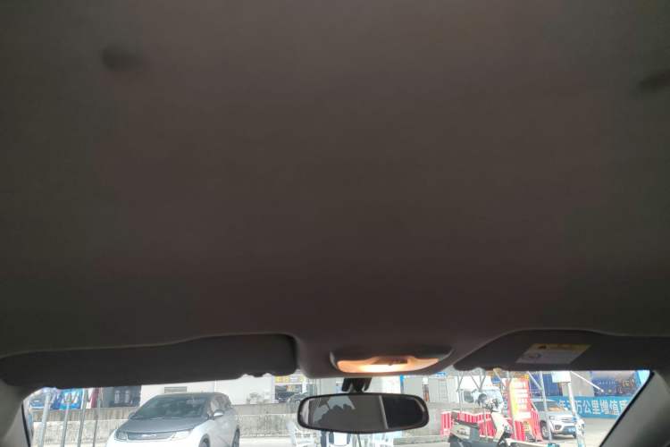 Used Chevrolet Sail 2015 Sail 3 1.3L AMT Ideal Edition Headliner
