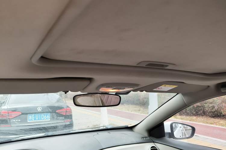 Used Chevrolet Sail 2015 Sail 3 1.5L Manual Happiness Edition Headliner