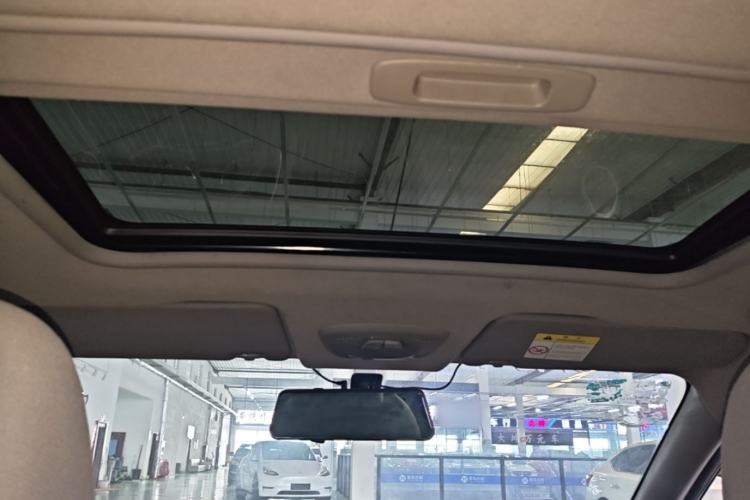 Used Chevrolet Sail 2015 Sail 3 1.5L Manual with Ideal Sunroof Edition Headliner