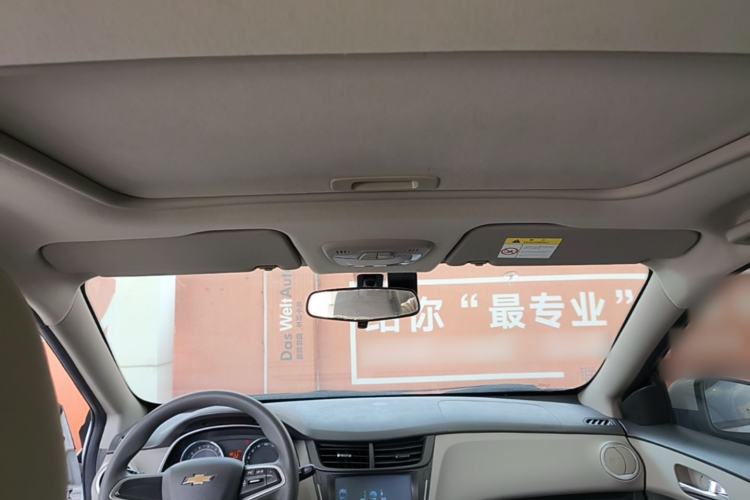 Used Chevrolet Sail 2015 Sail 3 1.5L AMT Happiness Sunroof Edition Headliner