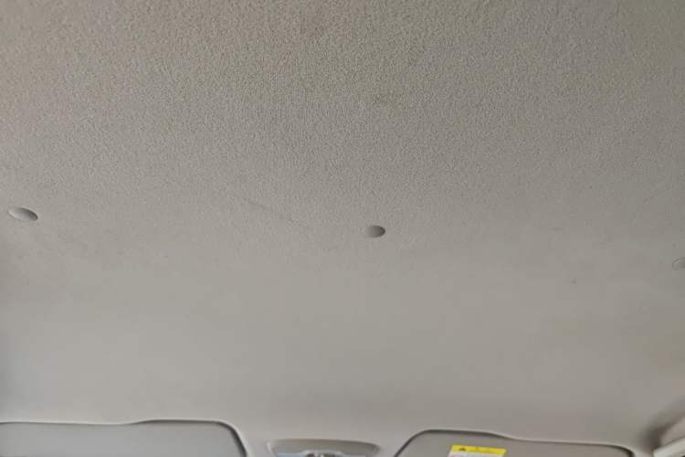 Used Chevrolet Sail 2015 Sail 3 1.3L AMT Ideal Edition Headliner