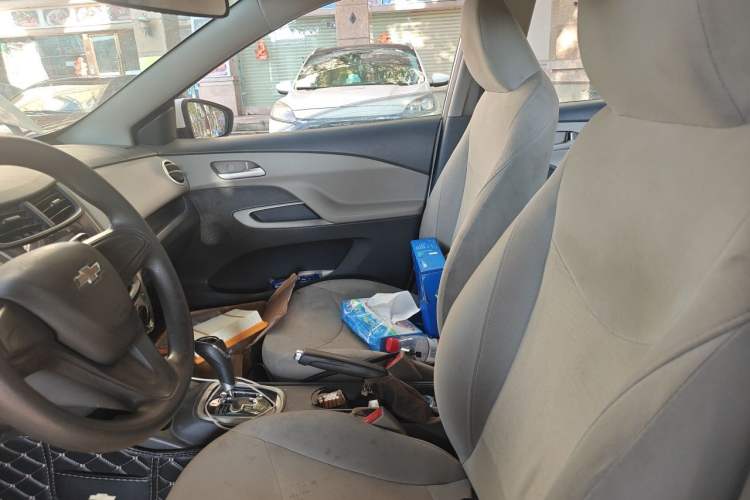 Used Chevrolet Sail 2015 Sail 3 1.3L AMT Ideal Edition Headliner