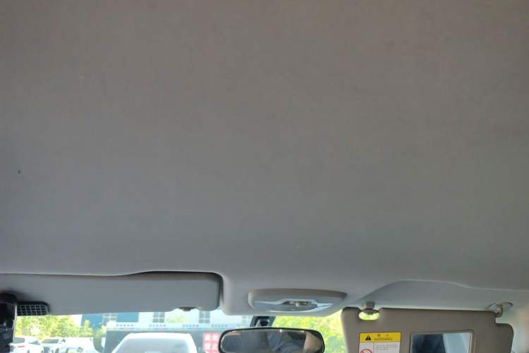 Used Chevrolet Sail 2015 Sail 3 1.3L AMT Ideal Edition Headliner