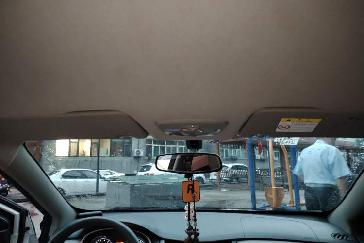 Used Chevrolet Sail 2015 Sail 3 1.3L AMT Ideal Edition Headliner