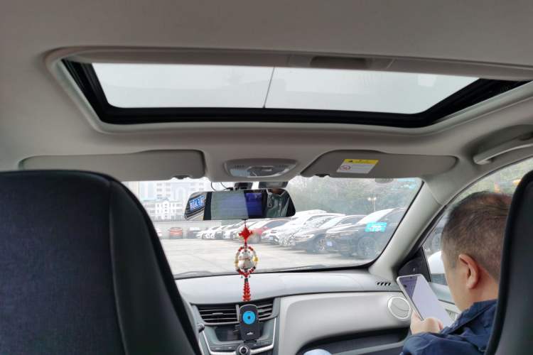 Used Chevrolet Sail 2015 Sail 3 1.5L Manual with Ideal Sunroof Edition Headliner