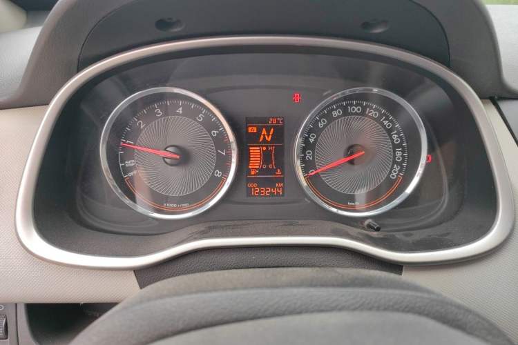 Used Chevrolet Sail 2015 Sail 3 1.3L AMT Ideal Edition Instrument Cluster