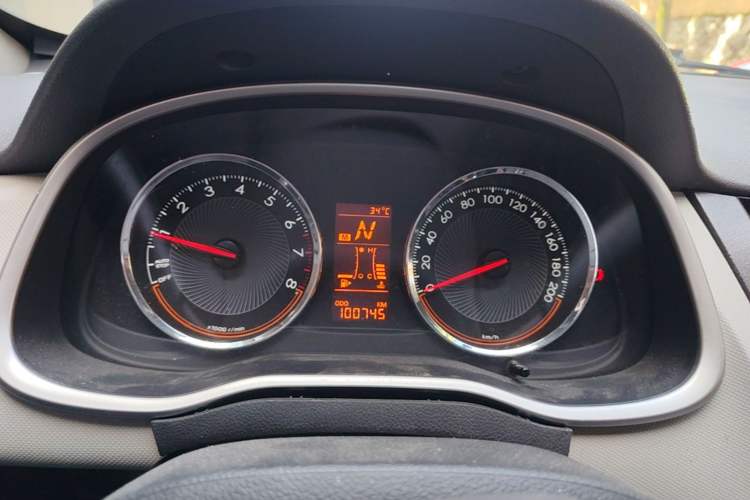 Used Chevrolet Sail 2015 Sail 3 1.3L AMT Ideal Edition Instrument Cluster