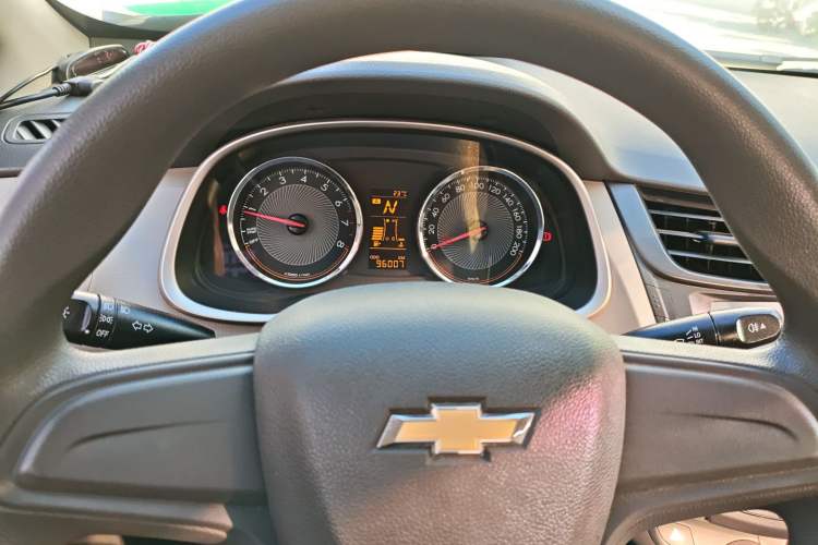 Used Chevrolet Sail 2015 Sail 3 1.3L AMT Ideal Edition Instrument Cluster