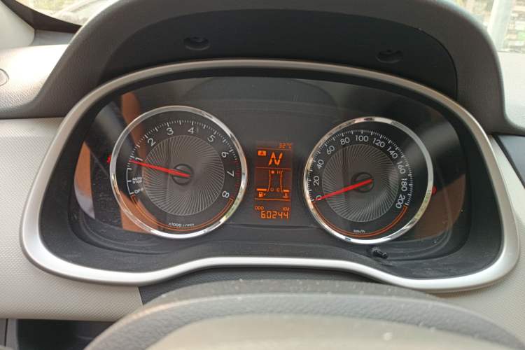 Used Chevrolet Sail 2015 Sail 3 1.3L AMT Ideal Edition Instrument Cluster