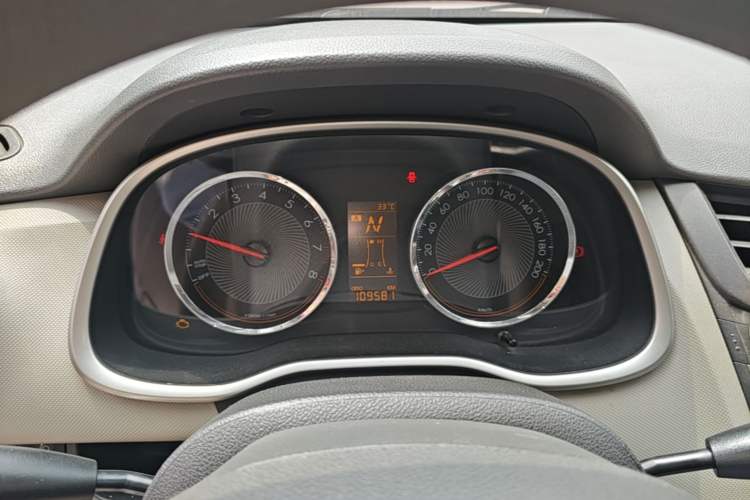 Used Chevrolet Sail 2015 Sail 3 1.3L AMT Ideal Edition Instrument Cluster