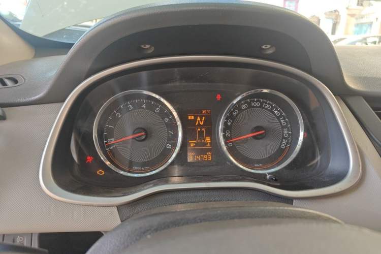 Used Chevrolet Sail 2015 Sail 3 1.3L AMT Ideal Edition Instrument Cluster