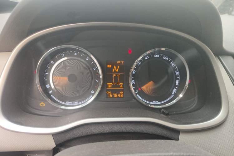 Used Chevrolet Sail 2015 Sail 3 1.5L AMT Happiness Sunroof Edition Instrument Cluster