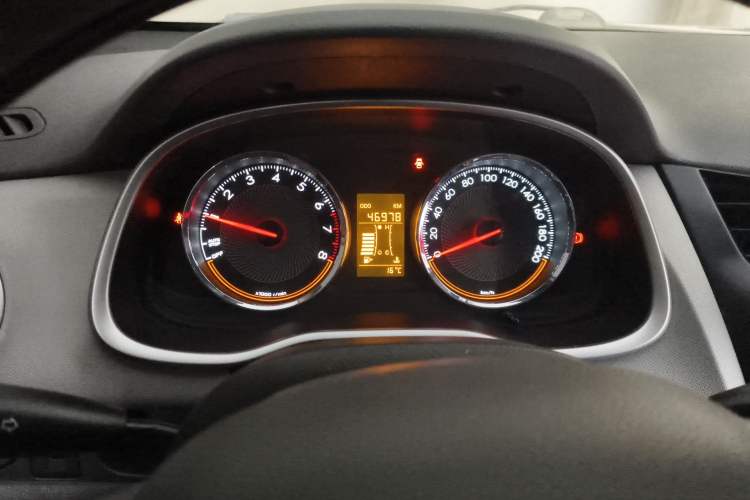 Used Chevrolet Sail 2015 Sail 3 1.5L Manual with Ideal Sunroof Edition Instrument Cluster
