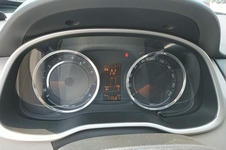 Used Chevrolet Sail 2015 Sail 3 1.5L AMT Happiness Sunroof Edition Instrument Cluster