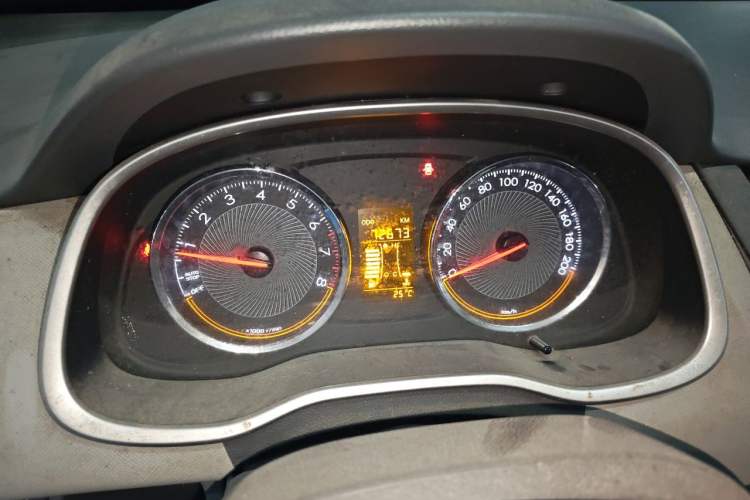 Used Chevrolet Sail 2015 Sail 3 1.5L Manual with Ideal Sunroof Edition Instrument Cluster