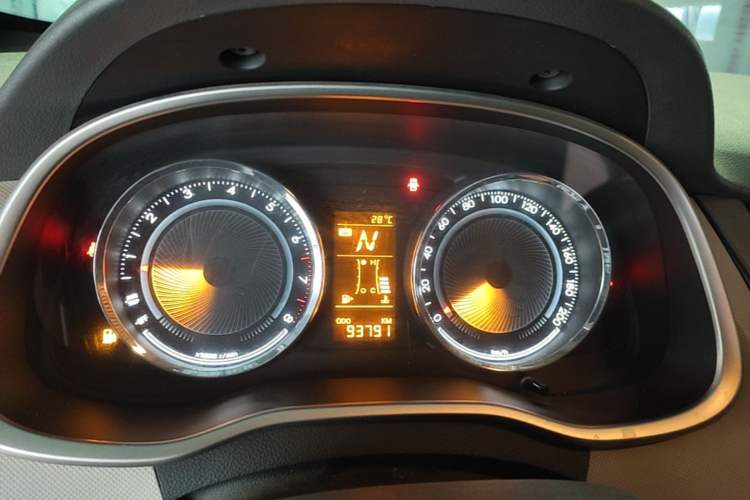 Used Chevrolet Sail 2015 Sail 3 1.5L AMT Happiness Sunroof Edition Instrument Cluster