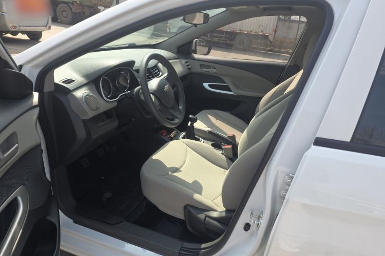 Used Chevrolet Sail 2015 Sail 3 1.5L Manual with Ideal Sunroof Edition Interior 1