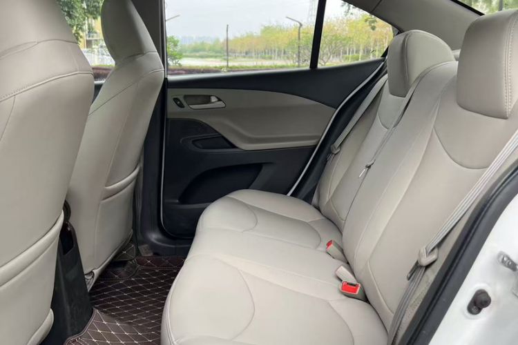 Used Chevrolet Sail 2015 Sail 3 1.5L Manual with Ideal Sunroof Edition Interior 2