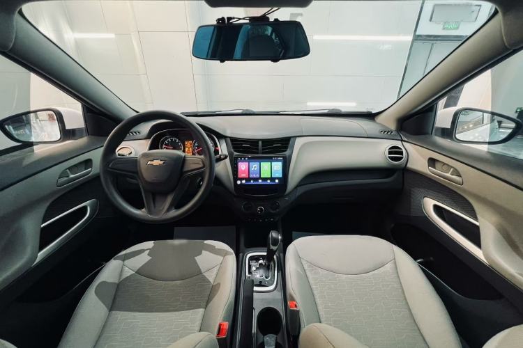 Used Chevrolet Sail 2015 Sail 3 1.3L AMT Ideal Edition Interior 2