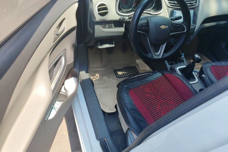 Used Chevrolet Sail 2015 Sail 3 1.5L Manual with Ideal Sunroof Edition Interior 3