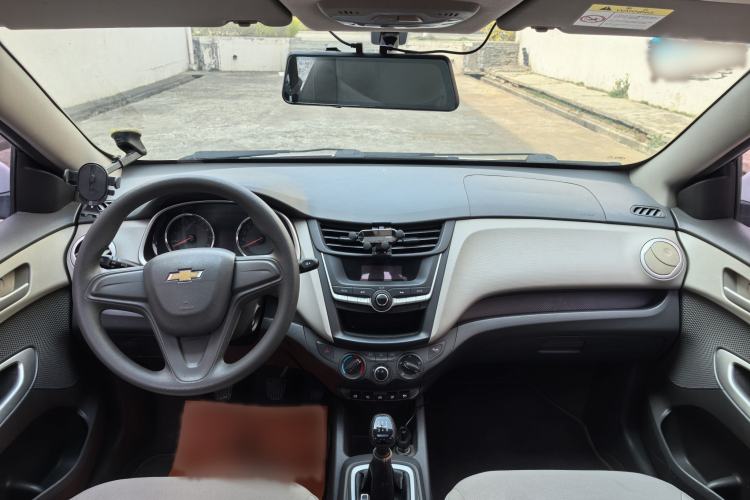 Used Chevrolet Sail 2015 Sail 3 1.5L Manual with Ideal Sunroof Edition Interior 3