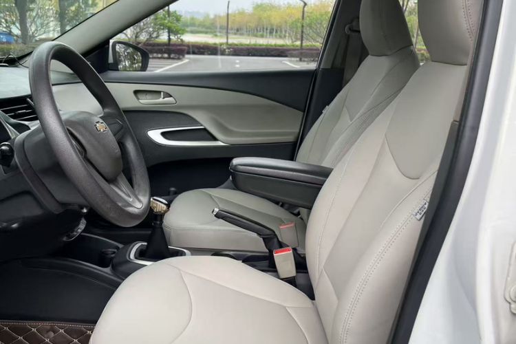 Used Chevrolet Sail 2015 Sail 3 1.5L Manual with Ideal Sunroof Edition Interior 3