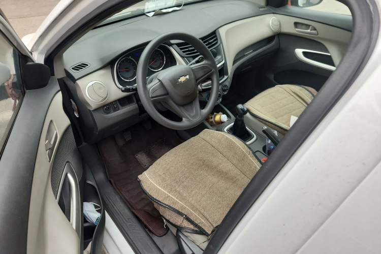 Used Chevrolet Sail 2015 Sail 3 1.3L Manual with Ideal Sunroof Edition Interior 3