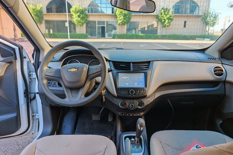 Used Chevrolet Sail 2015 Sail 3 1.3L AMT Ideal Edition Interior 4
