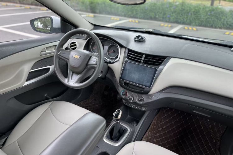 Used Chevrolet Sail 2015 Sail 3 1.5L Manual with Ideal Sunroof Edition Interior 5