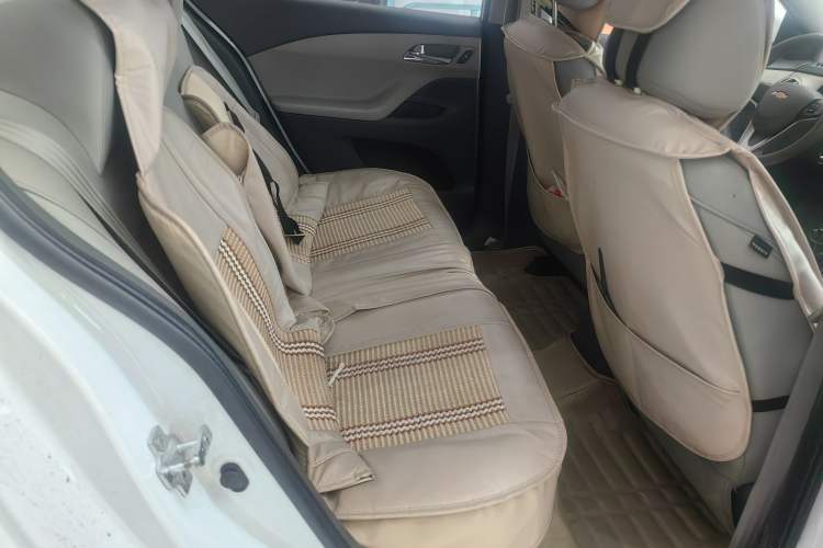 Used Chevrolet Sail 2015 Sail 3 1.5L Manual Happiness Edition Interior 5