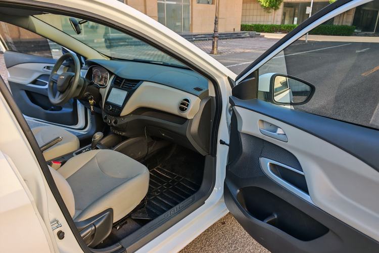 Used Chevrolet Sail 2015 Sail 3 1.3L AMT Ideal Edition Interior 7