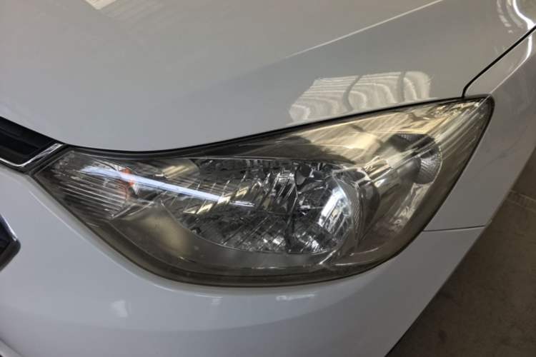 Used Chevrolet Sail 2015 Sail 3 1.3L AMT Ideal Edition Left Front Headlight