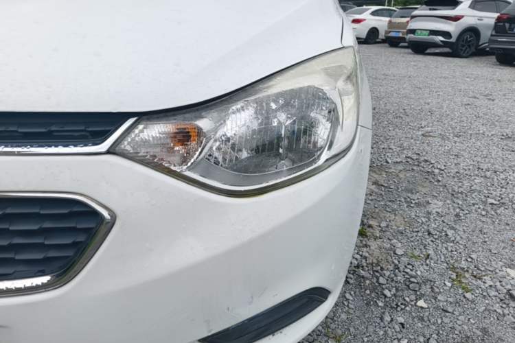 Used Chevrolet Sail 2015 Sail 3 1.3L Manual Ideal Edition Left Front Headlight