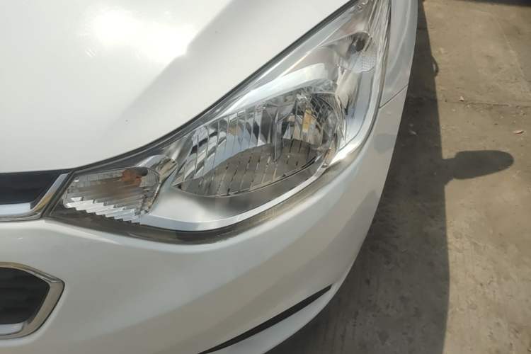 Used Chevrolet Sail 2015 Sail 3 1.3L Manual Ideal Edition Left Front Headlight