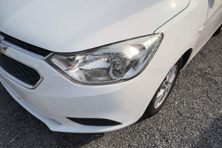 Used Chevrolet Sail 2015 Sail 3 1.3L AMT Ideal Edition Left Front Headlight