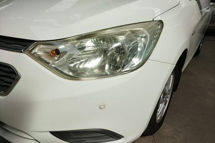 Used Chevrolet Sail 2015 Sail 3 1.3L AMT Ideal Edition Left Front Headlight