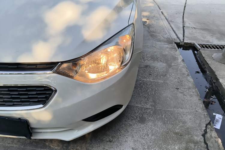 Used Chevrolet Sail 2015 Sail 3 1.3L AMT Ideal Edition Left Front Headlight